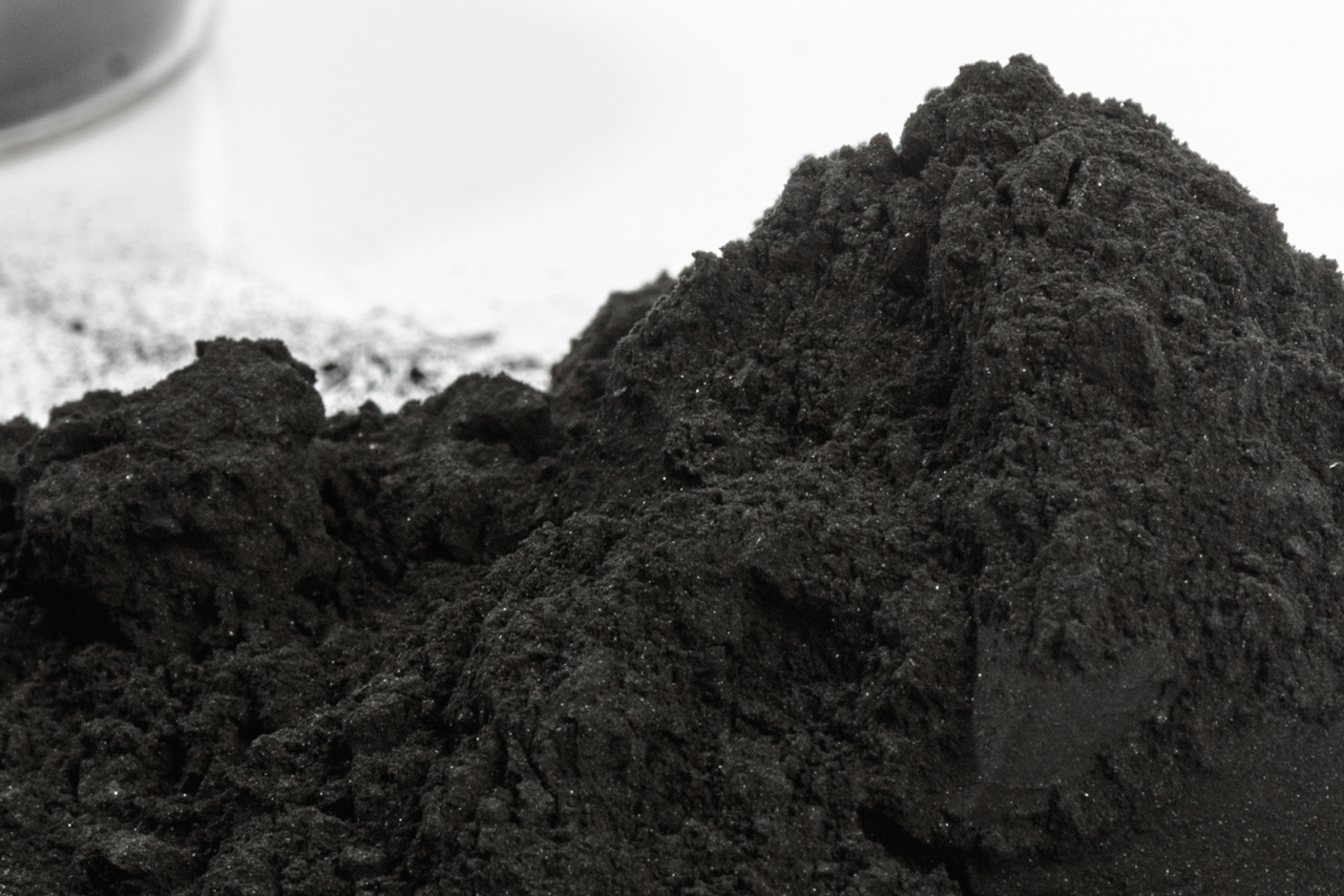 Charbon actif de poudre de bois de capacité forte d'adsorption de FHM pour le traitement de l'eau de bière et de boisson